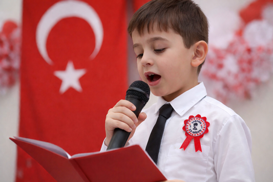 23 Nisan Yaka Rozeti